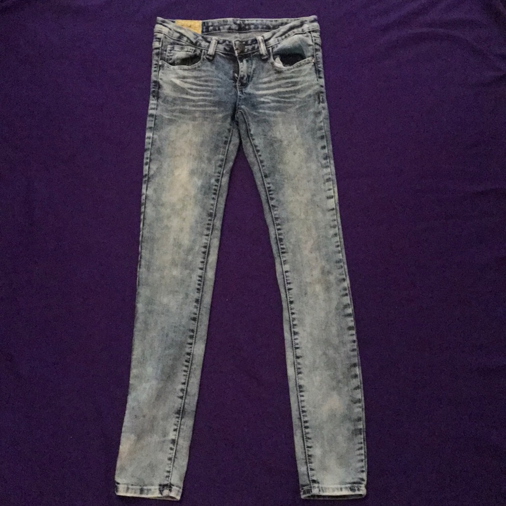 Light Blue Waist Length Jeans